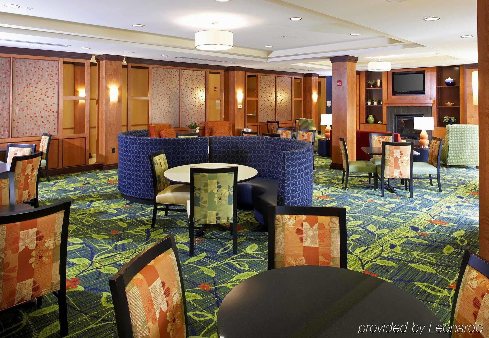 Fairfield Inn & Suites By Marriott Cumberland Interior foto