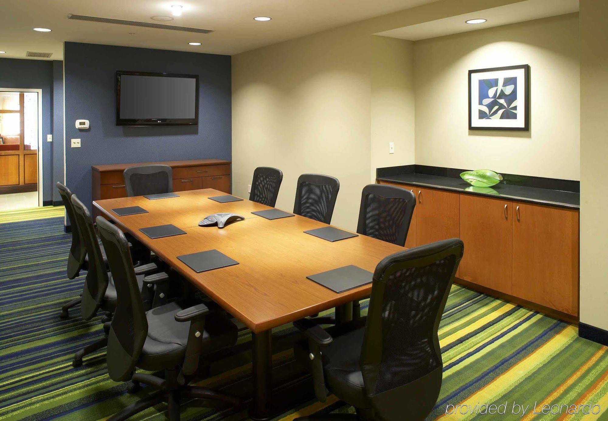 Fairfield Inn & Suites By Marriott Cumberland Facilidades foto